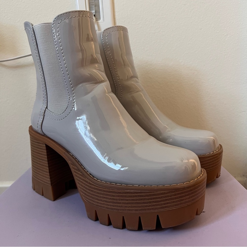 Madden Girl Gotchha Grey Patent Leather Platform Boots